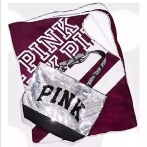Pink Sherpa blanket and blingy tote bag